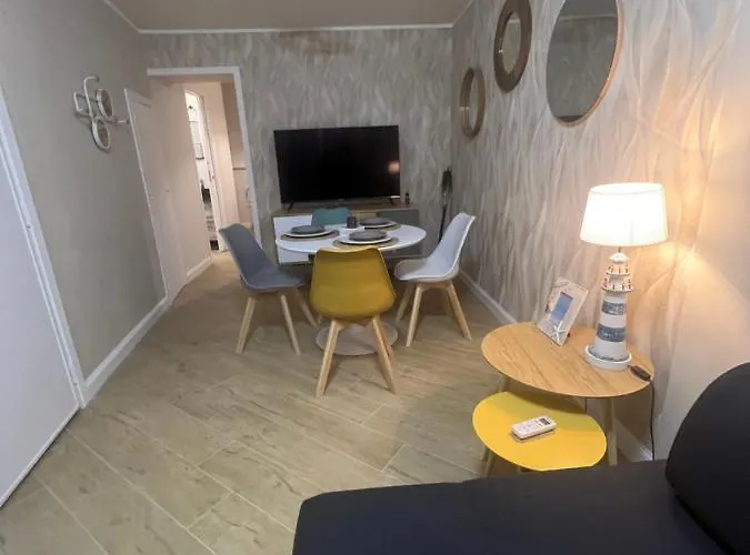 Esse Boutique Homes * Чефалу